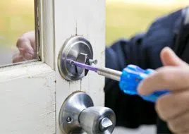 Galaxy Locksmith Store Bensenville, IL 630-475-7278 - 12-Changing-Locks